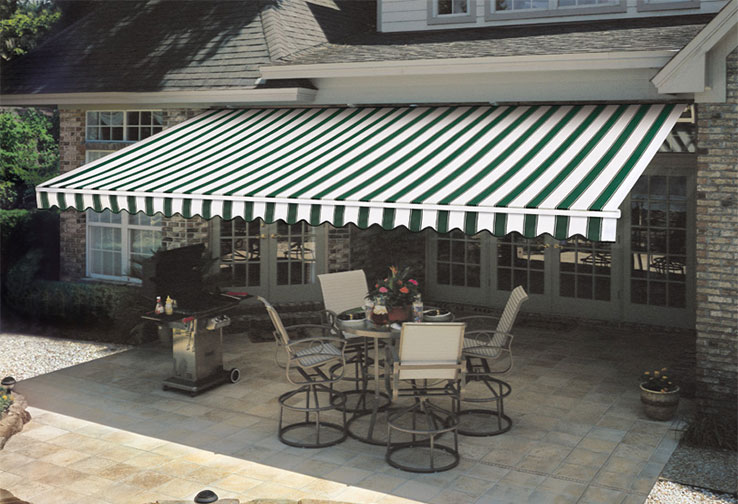 Retractable awnings from Mr Awnings
